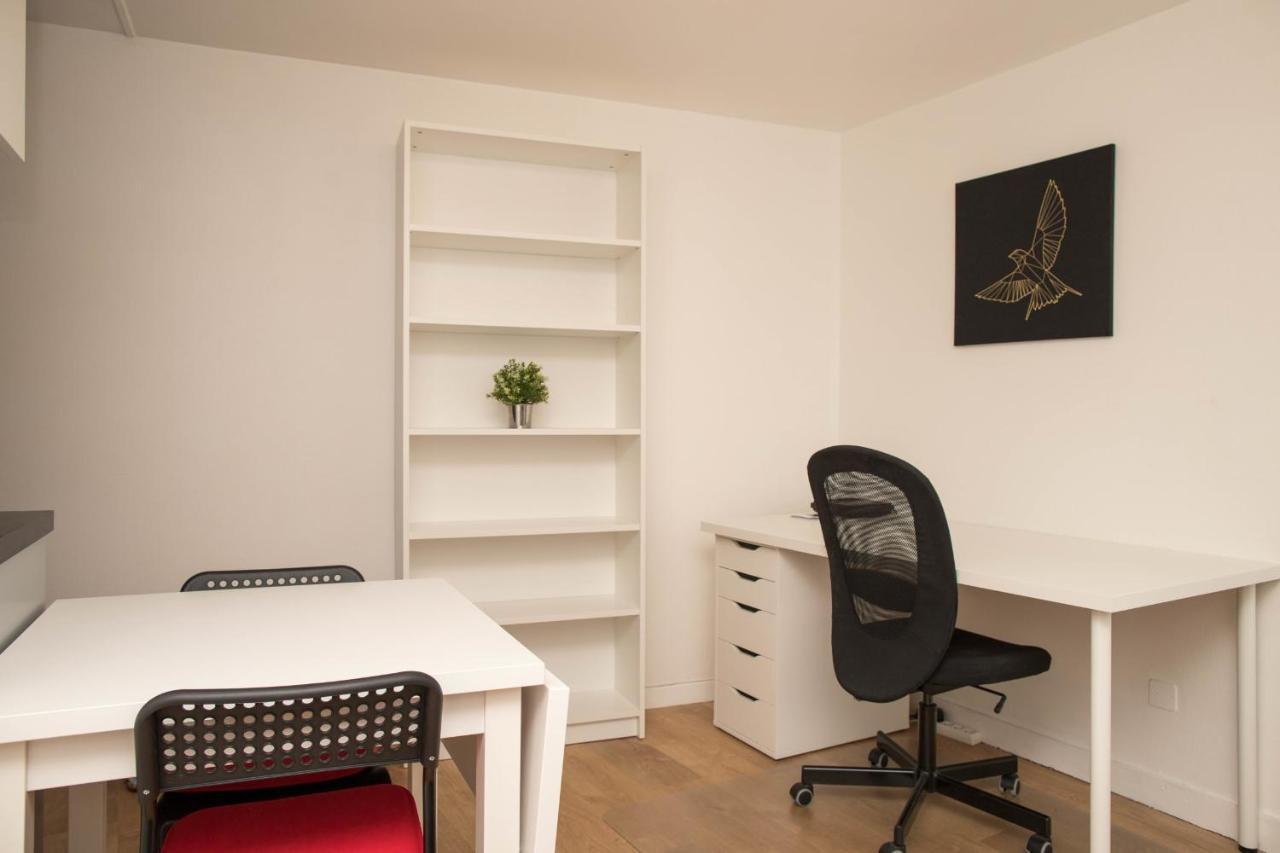 Appartement Charmant Studio Au Pied De La Cathédrale De Poitiers